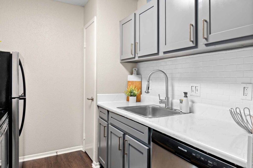 model kitchen - Corridor at Westchase